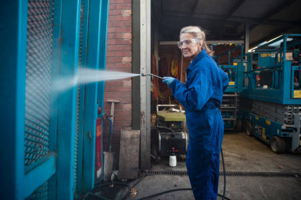 Best Concrete Pressure Washing  in Shorewood Forest, IN