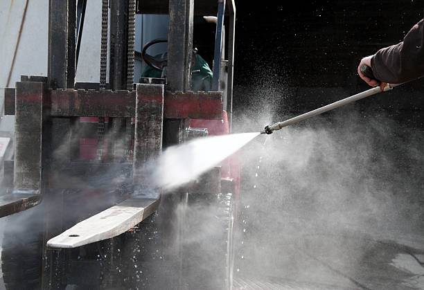 Best Deck Cleaning Services  in Shorewood Forest, IN